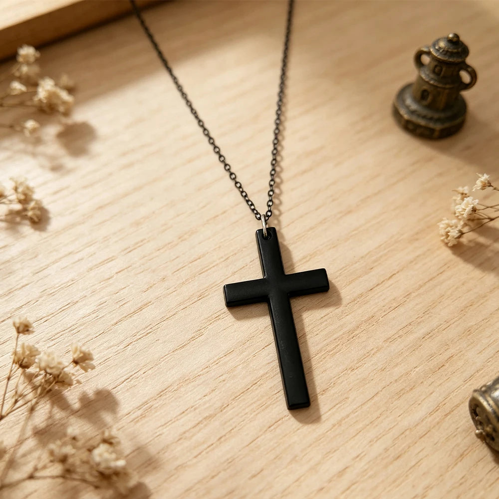 Saint Noir Necklace